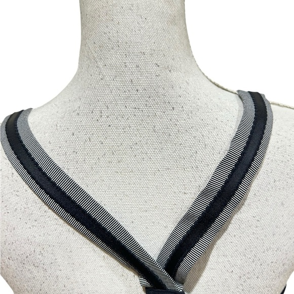 Lululemon Athletica Black Tank Top striped straps  built in bralette size small - Picture 7 of 9